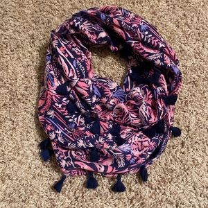 Lilly Pulitzer resort infinity loop scarf with tassels